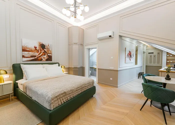 Isac * Κλουζ-Ναπόκα